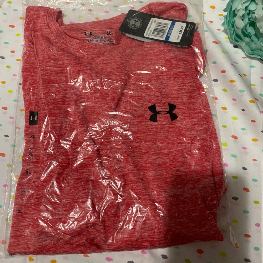 NWT NIP Under Armour shirt!! size XL